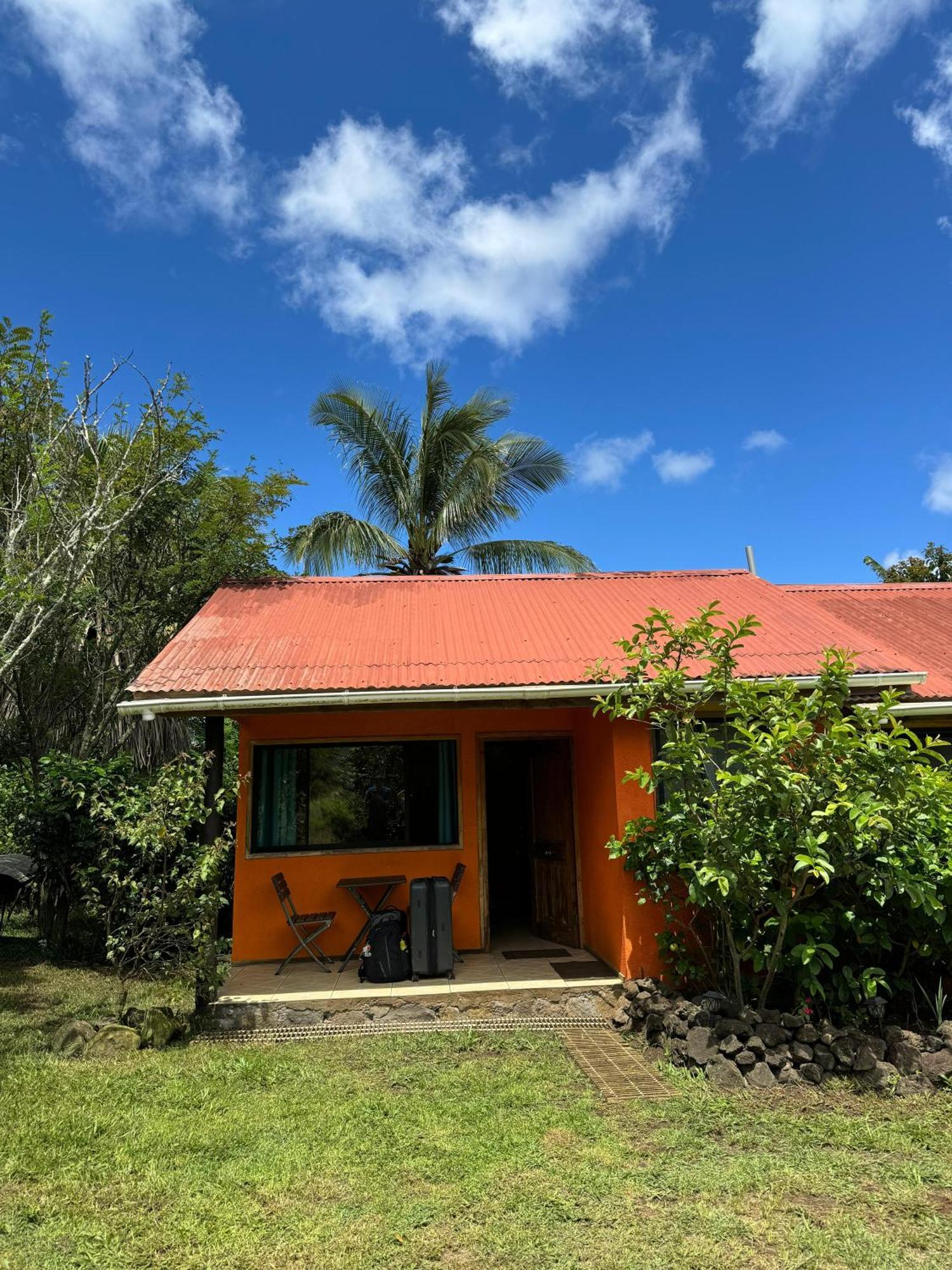 Cabanas Tangaroa Y Hamea Villa Hanga Roa Exterior photo